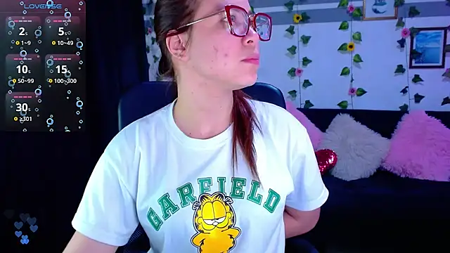 SharonR1 online show from 11.16.25