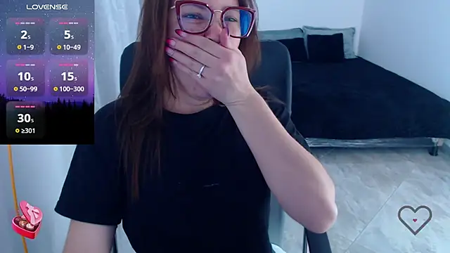 SharonR1 online show from 01.11.26