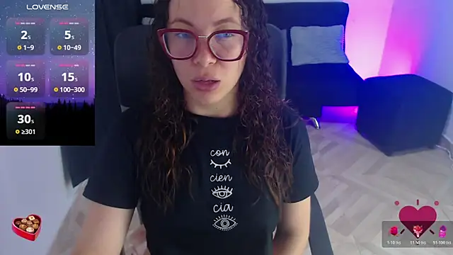 SharonR1 online show from 04.01.26