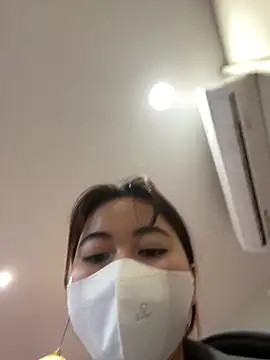 Lami Mi online show from 02.25.25