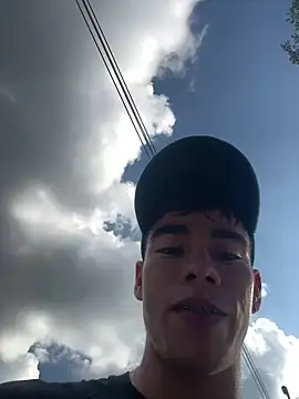 its liam18 online show from 01.01.25