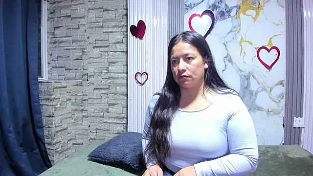 Snapshot of monickhot303av chatting on 02.14.26 monickhot303av online show from 02.14.26