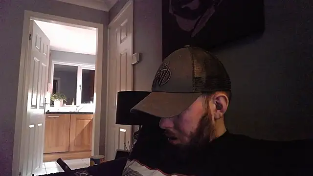 Chubbydan online show from 12.04.24