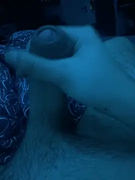 Snapshot of saschboy13 chatting on 04.04.26 saschboy13 online show from 04.04.26