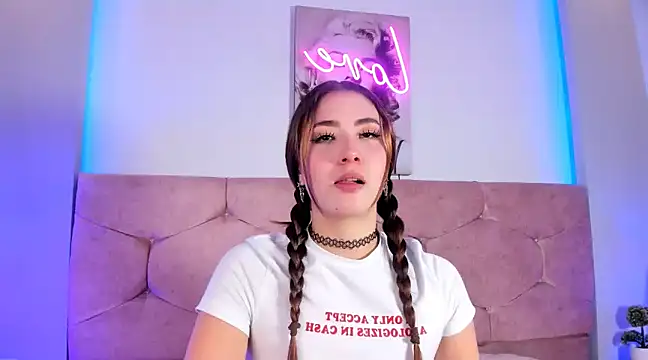 lunar leen online show from 02.20.25