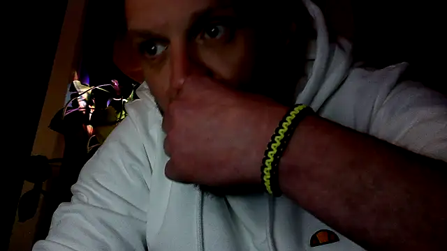 Snapshot of donhulio482 chatting on 03.16.25 donhulio482 online show from 03.16.25