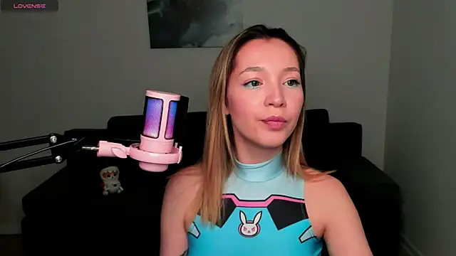 MiaThaine online show from 01.22.25