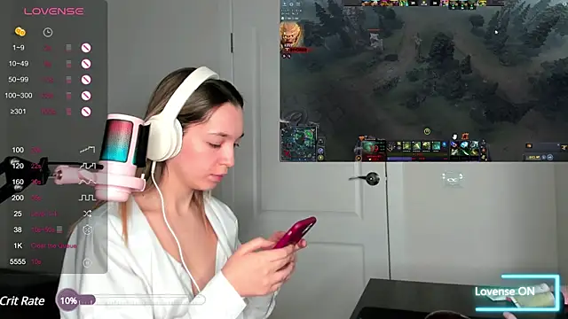 MiaThaine online show from 03.01.25