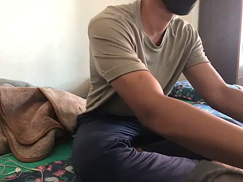 Zeuhorny online show from 03.13.25