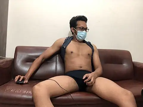 Zeuhorny online show from 10.07.25