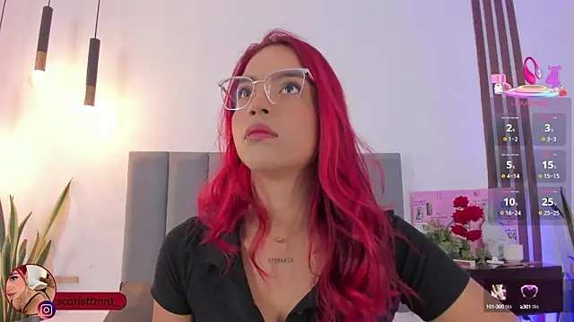 Scarlett Morgan  online show from 09.17.25