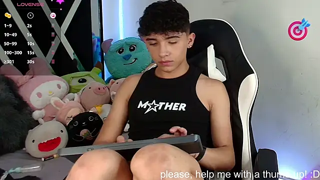 Snapshot of Niico_Cruz chatting on 12.28.24 Niico Cruz online show from 12.28.24