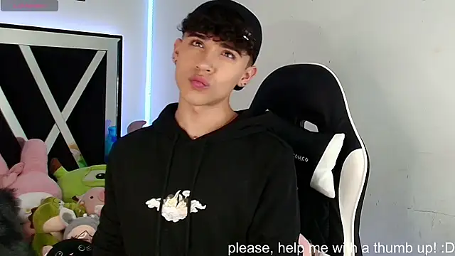 Snapshot of Niico_Cruz chatting on 12.31.24 Niico Cruz online show from 12.31.24