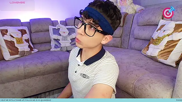 Snapshot of Niico_Cruz chatting on 12.03.25 Niico Cruz online show from 12.03.25