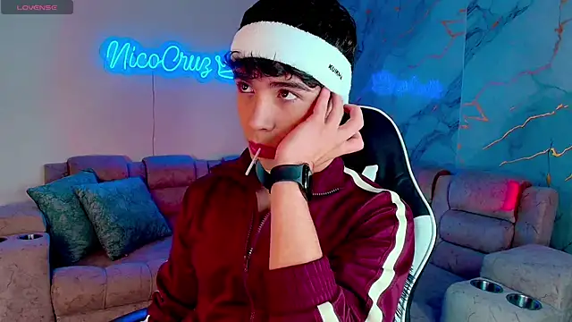 Niico Cruz online show from 02.24.26