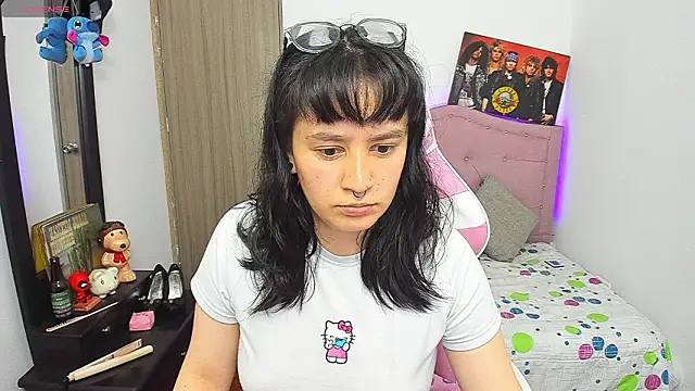 Katalina novoa online show from 02.02.26