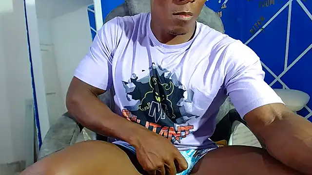 Snapshot of alexander_megan chatting on 02.07.25 alexander megan online show from 02.07.25