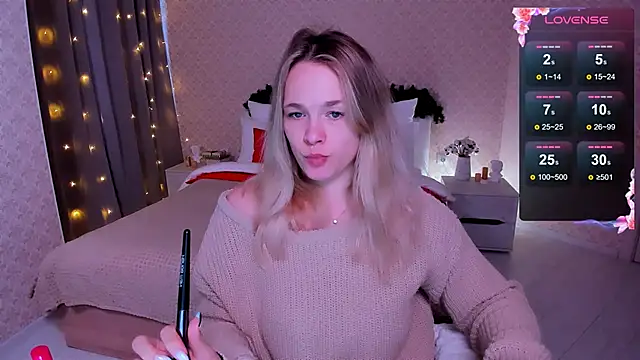 Snapshot of SherillBrill chatting on 01.11.25 SherillBrill online show from 01.11.25