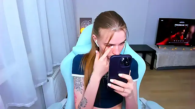 Snapshot of StellaLawless chatting on 01.26.25 StellaLawless online show from 01.26.25