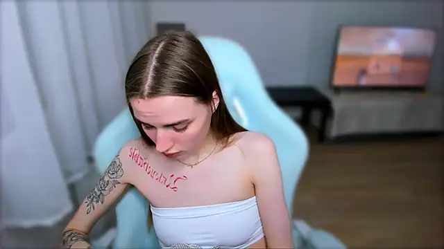 Snapshot of StellaLawless chatting on 02.01.25 StellaLawless online show from 02.01.25