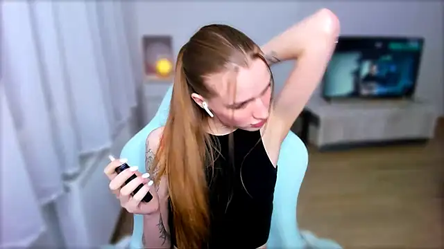 Snapshot of StellaLawless chatting on 02.07.25 StellaLawless online show from 02.07.25