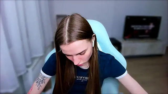 Snapshot of StellaLawless chatting on 02.10.25 StellaLawless online show from 02.10.25