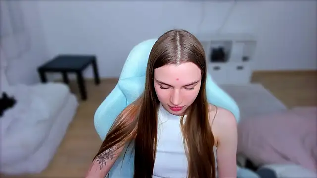 Snapshot of StellaLawless chatting on 03.16.25 StellaLawless online show from 03.16.25