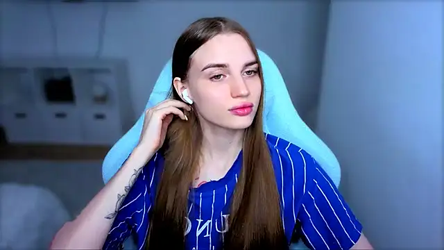 Snapshot of StellaLawless chatting on 09.09.25 StellaLawless online show from 09.09.25