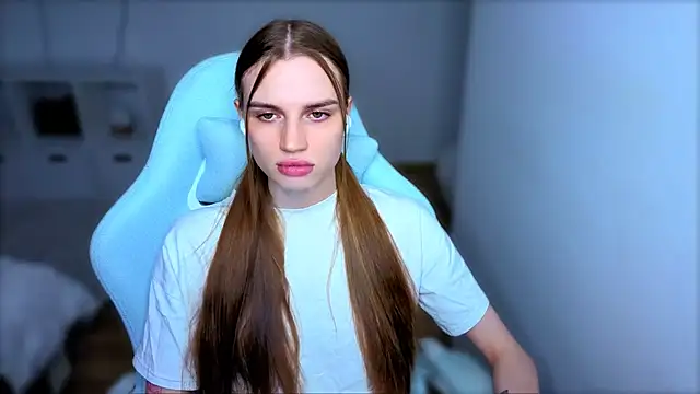 Snapshot of StellaLawless chatting on 09.13.25 StellaLawless online show from 09.13.25