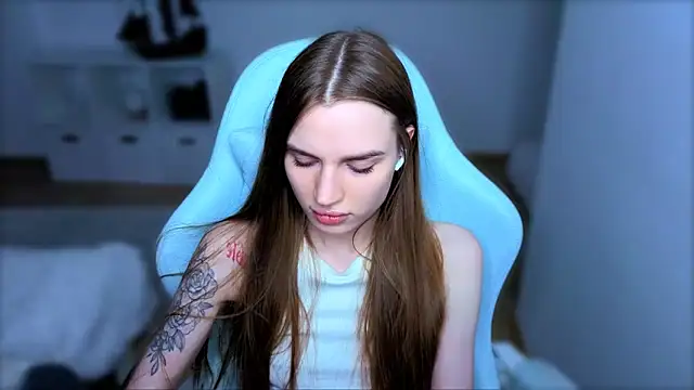 Snapshot of StellaLawless chatting on 10.06.25 StellaLawless online show from 10.06.25