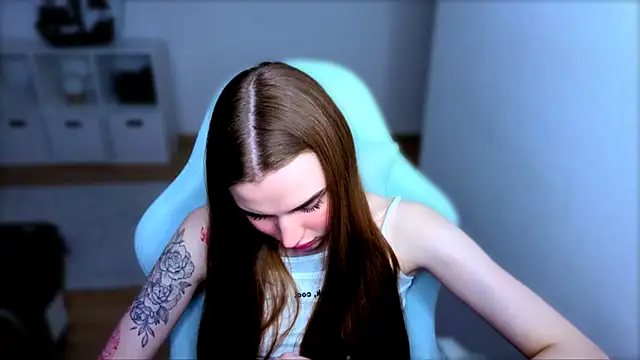 Snapshot of StellaLawless chatting on 11.10.25 StellaLawless online show from 11.10.25