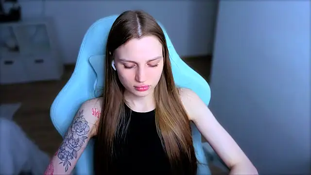 StellaLawless online show from 04.05.26