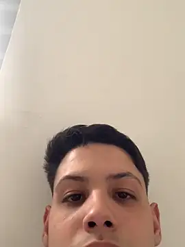 matheuszk 007 online show from 10.18.25