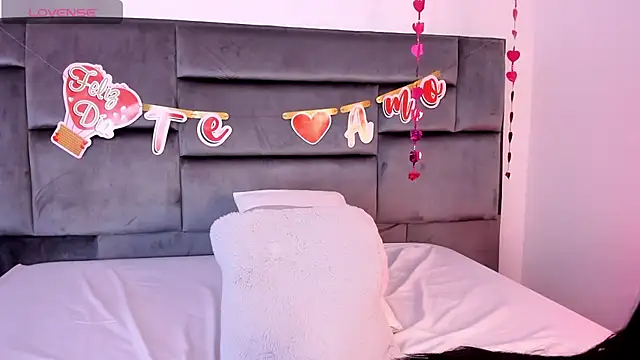 Snapshot of MarilynSmIith chatting on 02.26.25 MarilynSmIith online show from 02.26.25