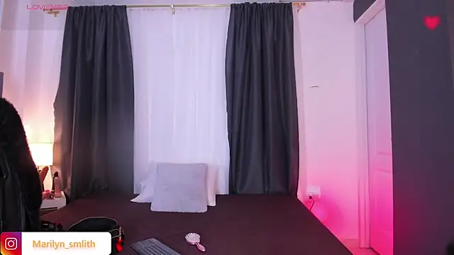 Snapshot of MarilynSmIith chatting on 09.22.25 MarilynSmIith online show from 09.22.25