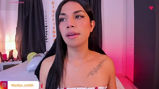 Snapshot of MarilynSmIith chatting on 10.07.25 MarilynSmIith online show from 10.07.25
