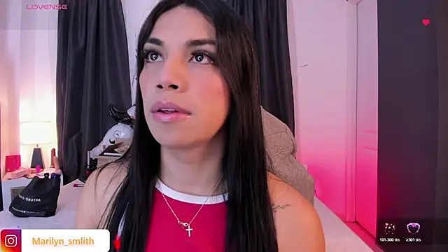 Snapshot of MarilynSmIith chatting on 10.26.25 MarilynSmIith online show from 10.26.25