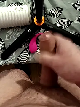 Snapshot of Horny_Lovers_97_33 chatting on 02.05.26 Horny Lovers 97 33 online show from 02.05.26