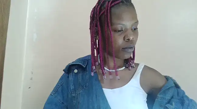 Snapshot of tropicalesen chatting on 12.05.24 tropicalesen online show from 12.05.24