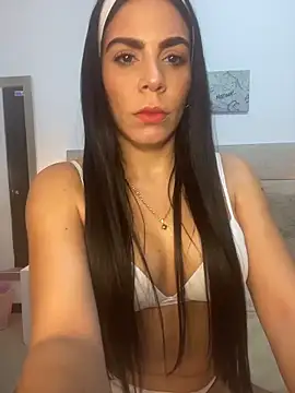 Snapshot of valecruz903 chatting on 09.29.25 valecruz903 online show from 09.29.25