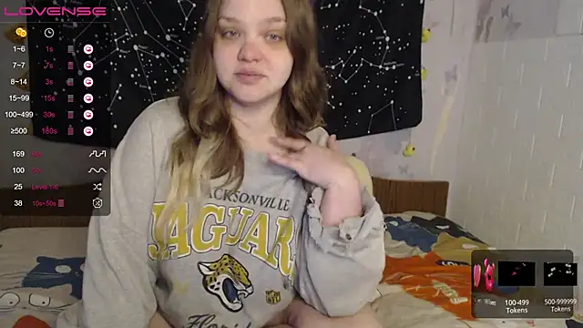 Snapshot of darling_tony chatting on 09.24.25 darling tony online show from 09.24.25