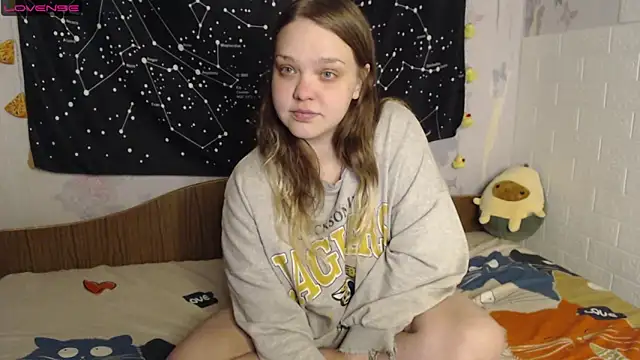 Snapshot of darling_tony chatting on 10.03.25 darling tony online show from 10.03.25