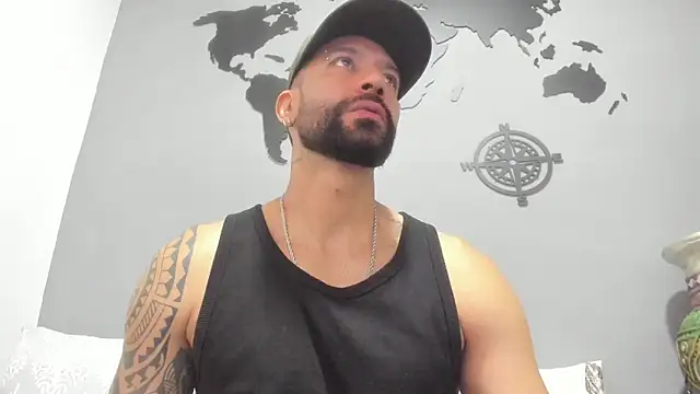 Snapshot of Yorby_Maxx1 chatting on 03.21.25 Yorby Maxx1 online show from 03.21.25