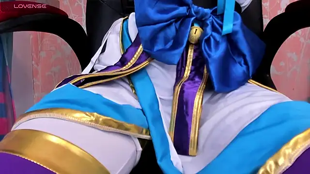 NEZUKO MITSURI online show from 03.05.25