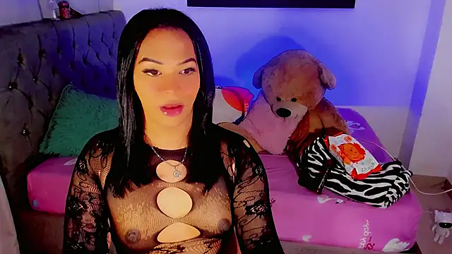 Zakura hot1 online show from 12.19.25