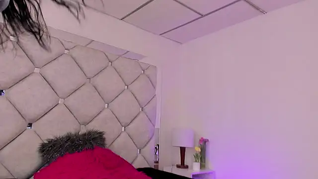 alessiaferry online show from 02.13.25