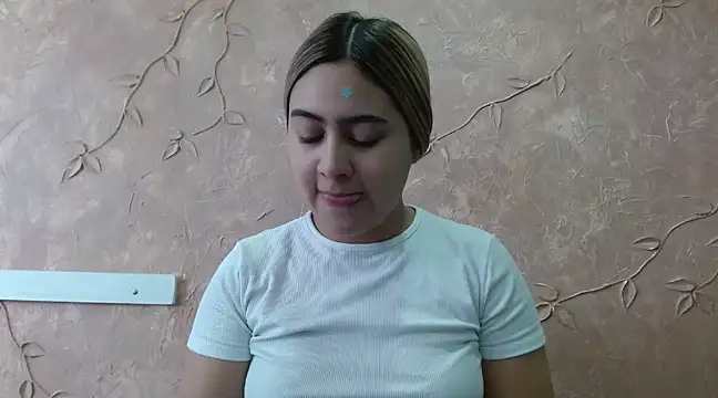 Miabonnett  online show from 03.06.25