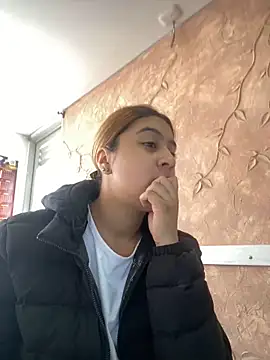 Miabonnett  online show from 09.16.25