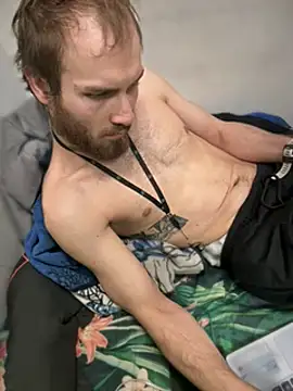 Snapshot of pervy_devil chatting on 12.13.24 pervy devil online show from 12.13.24