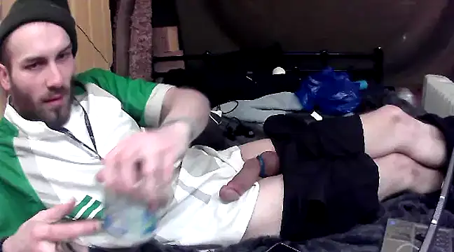 Snapshot of pervy_devil chatting on 03.02.25 pervy devil online show from 03.02.25